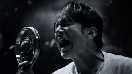 Mr.Children「生きろ」MUSIC VIDEO