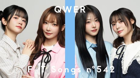 QWER - 고민중독 (T.B.H) / THE FIRST TAKE