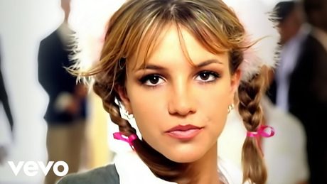 Britney Spears - ...Baby One More Time - サムネイル