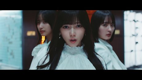 乃木坂46『最後に階段を駆け上がったのはいつだ？』MUSIC VIDEO