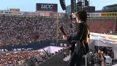 ポルノグラフィティ『幸せについて本気出して考えてみた』(横浜ロマンスポルノ'06~キャッチザハネウマ~) /『Shiawase Ni Tsuite(Live Ver.)』