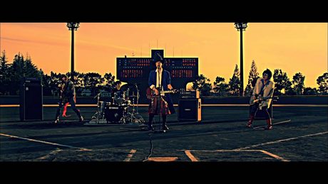 RADWIMPS - 会心の一撃 [Official Music Video]