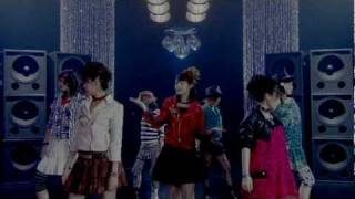 Berryz工房「抱きしめて抱きしめて」 (MV)