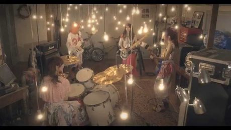 SCANDAL 「夜明けの流星群」/ Yoake no ryuseigun ‐Music Video