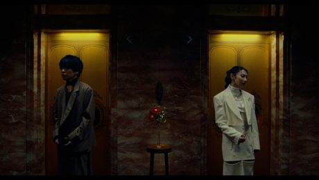 家入レオ - 「Mirror feat.斎藤宏介」(Music Video)