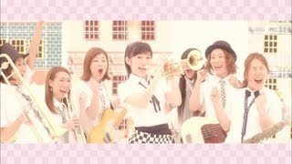 渡辺 麻友 『ラッパ練習中』